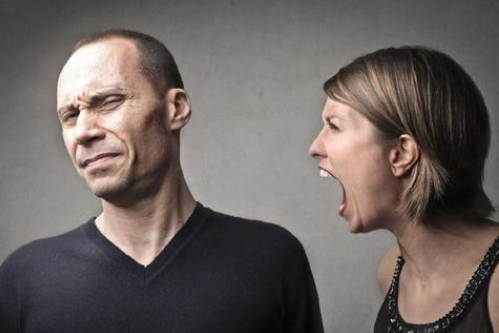 能把別人罵崩潰的句子，罵人罵到別人哭的句子