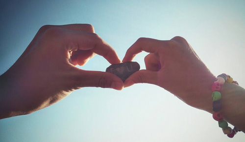 適合發(fā)朋友圈秀恩愛的句子，秀恩愛的句子 朋友圈的說說