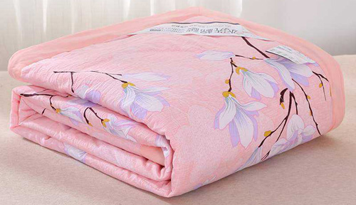 夏涼被可以用洗衣機(jī)洗嗎，夏涼被能用洗衣機(jī)洗嗎