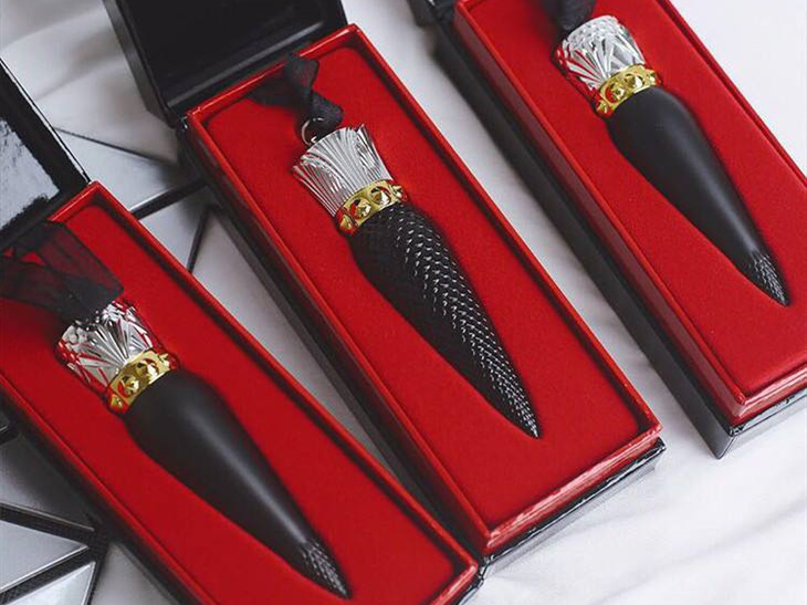 蘿卜丁口紅什么牌子，蘿卜丁口紅一般多少錢